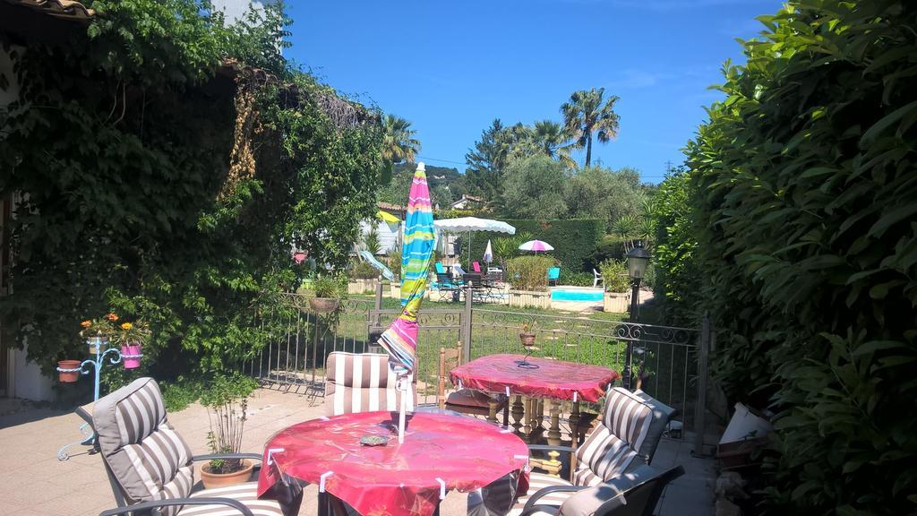 Parfums D'Azur Bed and Breakfast Le Cannet Exterior foto