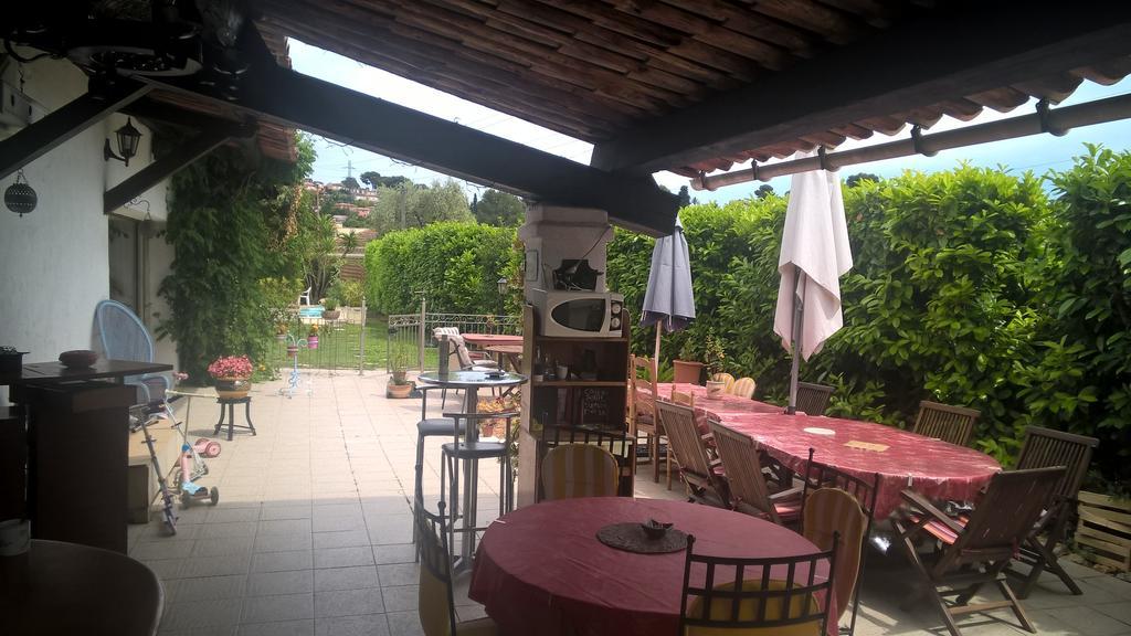 Parfums D'Azur Bed and Breakfast Le Cannet Exterior foto