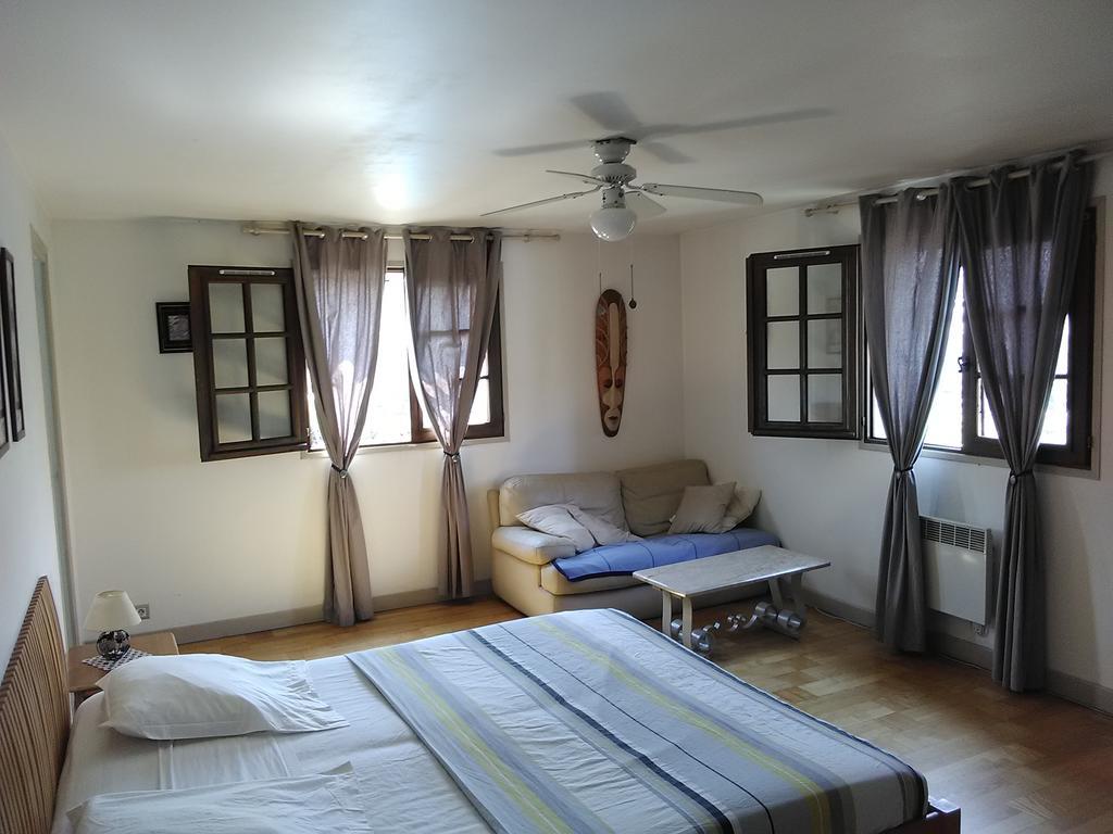 Parfums D'Azur Bed and Breakfast Le Cannet Exterior foto