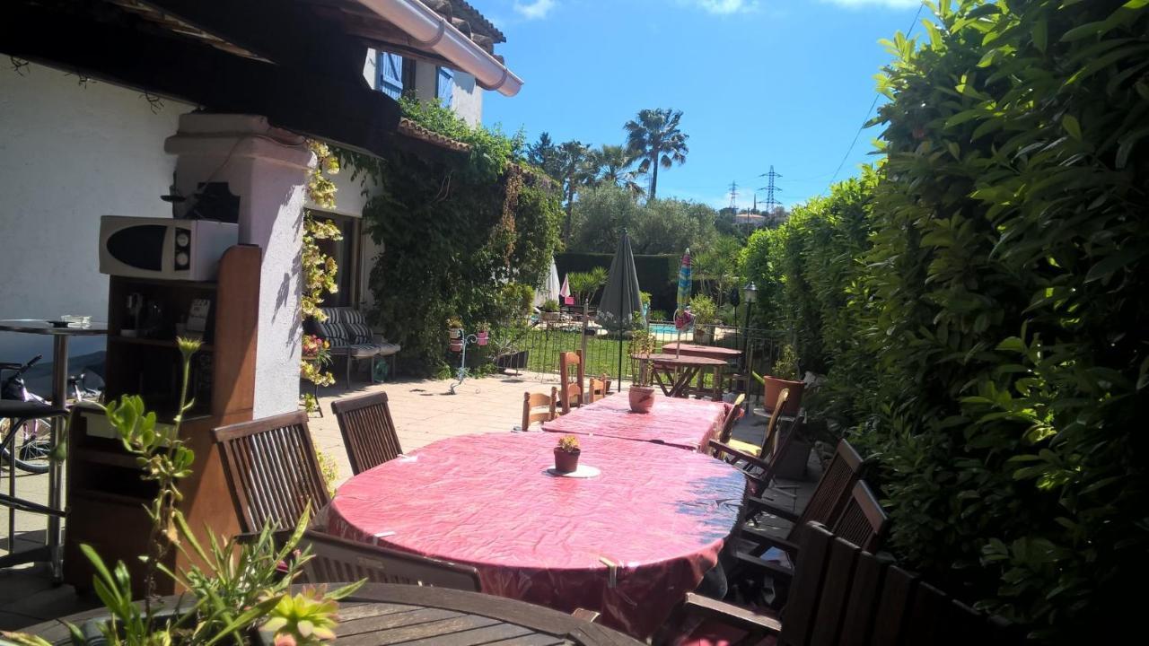 Parfums D'Azur Bed and Breakfast Le Cannet Exterior foto